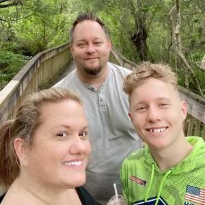 Meet your Posher, Alicia